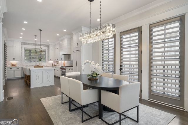 3715 Peachtree Road NE 12, Atlanta, GA 30319