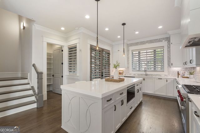 3715 Peachtree Road NE 12, Atlanta, GA 30319