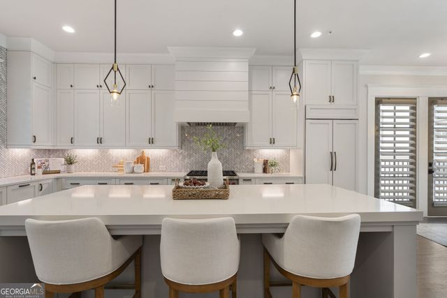 3715 Peachtree Road NE 12, Atlanta, GA 30319