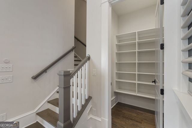 3715 Peachtree Road NE 12, Atlanta, GA 30319