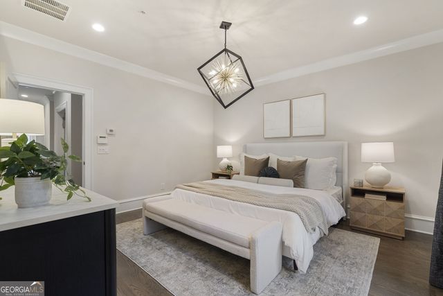 3715 Peachtree Road NE 12, Atlanta, GA 30319