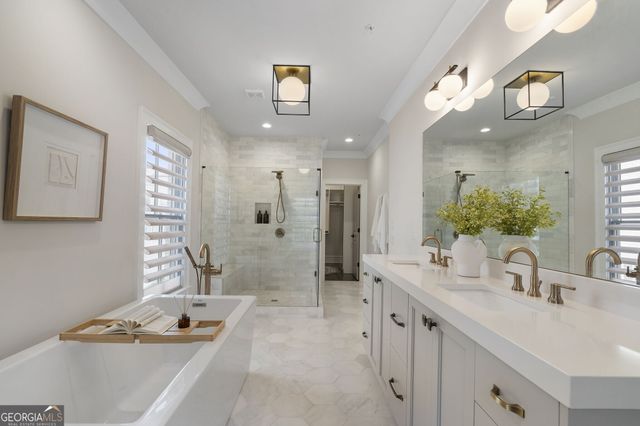 3715 Peachtree Road NE 12, Atlanta, GA 30319