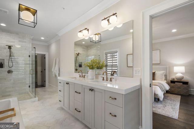 3715 Peachtree Road NE 12, Atlanta, GA 30319