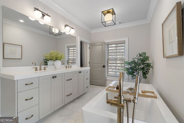 3715 Peachtree Road NE 12, Atlanta, GA 30319