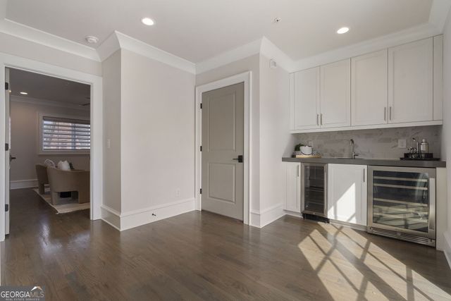 3715 Peachtree Road NE 12, Atlanta, GA 30319