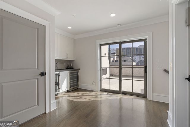 3715 Peachtree Road NE 12, Atlanta, GA 30319