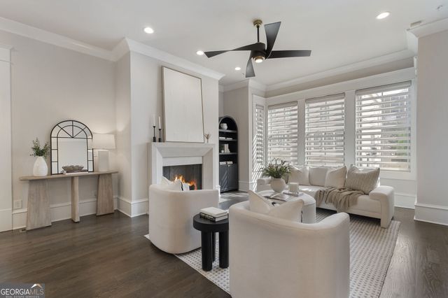 3715 Peachtree Road NE 12, Atlanta, GA 30319