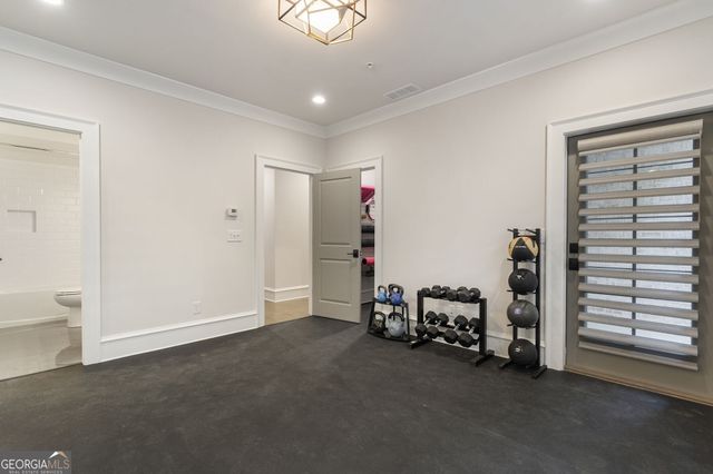 3715 Peachtree Road NE 12, Atlanta, GA 30319