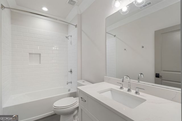 3715 Peachtree Road NE 12, Atlanta, GA 30319