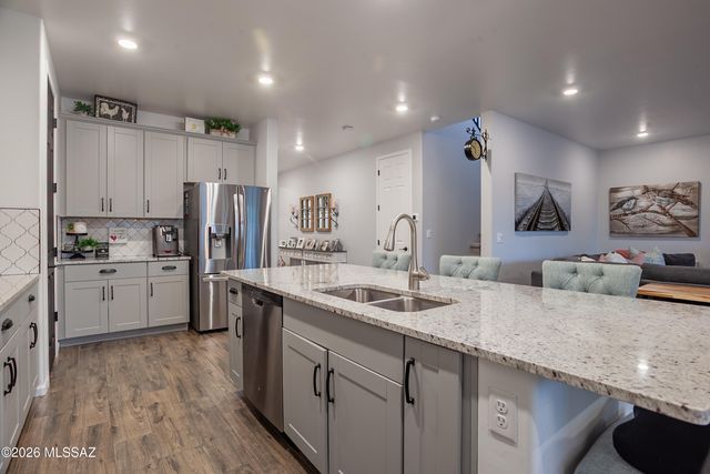 3272 W Shadow Park Way, Tucson, AZ 85742