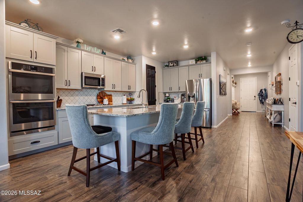 3272 W Shadow Park Way, Tucson, AZ 85742