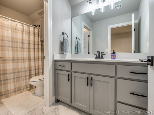 3220 W 118th Street S, Tulsa, OK 74037