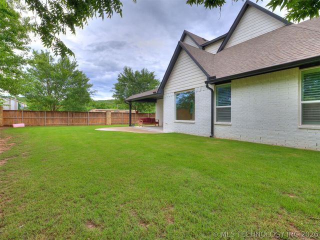 3220 W 118th Street S, Tulsa, OK 74037