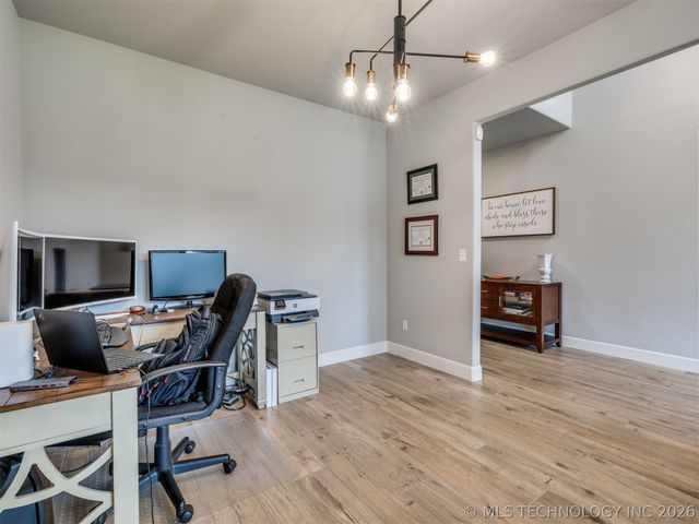 3220 W 118th Street S, Tulsa, OK 74037