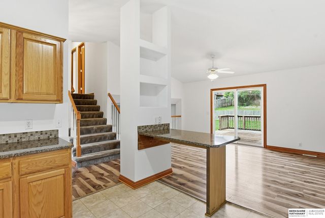 8023 Howell Street, Omaha, NE 68122