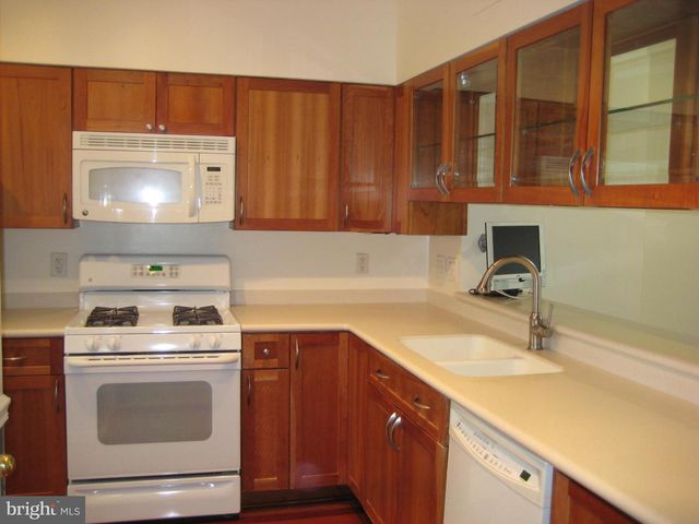 7183 FAIRFIELD CT, Alexandria, VA 22306