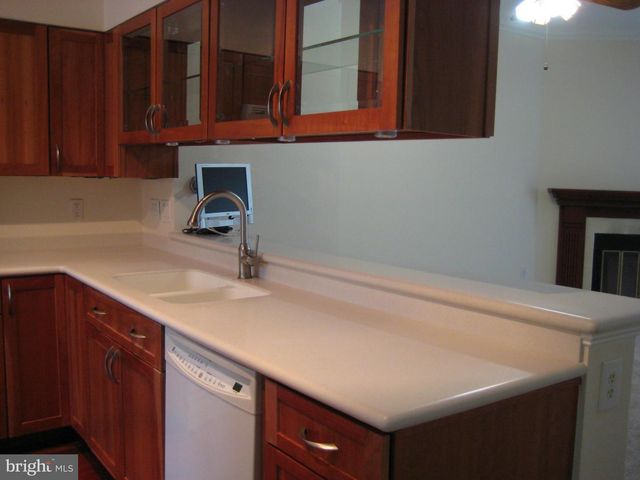 7183 FAIRFIELD CT, Alexandria, VA 22306