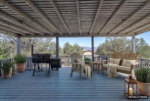 26 W Willard Road, Edgewood, NM 87015