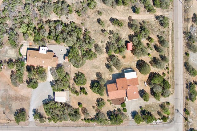 26 W Willard Road, Edgewood, NM 87015