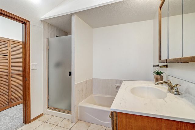 26 W Willard Road, Edgewood, NM 87015