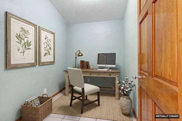 26 W Willard Road, Edgewood, NM 87015