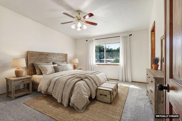 26 W Willard Road, Edgewood, NM 87015