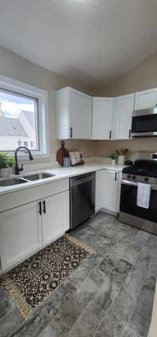 1814 New York Avenue N, Minneapolis, MN 55411