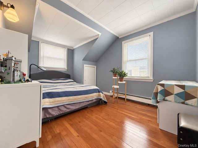 145 Westbury Avenue, Mineola, NY 11501