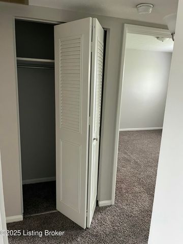 6983 Dixie Hwy 202, Louisville, KY 40258