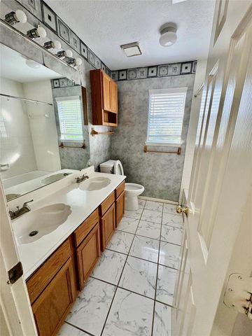 6206 Paddle Wheel Drive, Katy, TX 77449