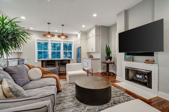 805 S 19th St, Nashville, TN 37206