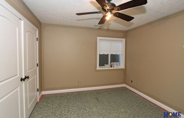 5331 N 12th Street, Lincoln, NE 68521