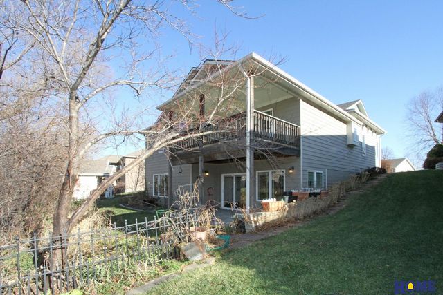 5331 N 12th Street, Lincoln, NE 68521