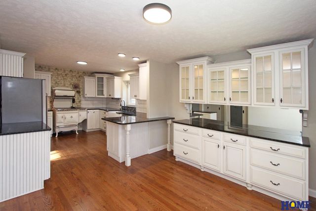 5331 N 12th Street, Lincoln, NE 68521