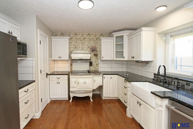 5331 N 12th Street, Lincoln, NE 68521