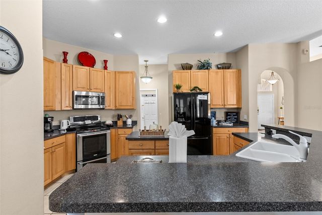 622 GOLF COURSE PARKWAY, Davenport, FL 33837