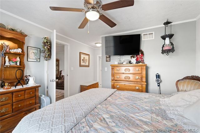 5988 E US Highway 150, Hardinsburg, IN 47125