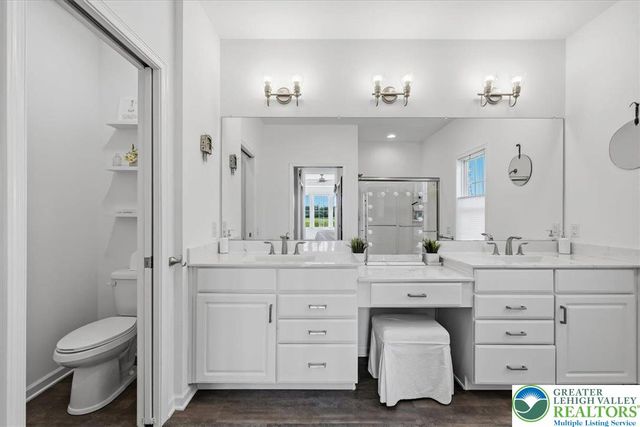 3991 Victors Way, Easton, PA 18045