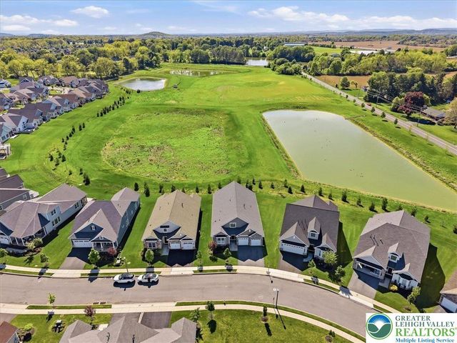 3991 Victors Way, Easton, PA 18045