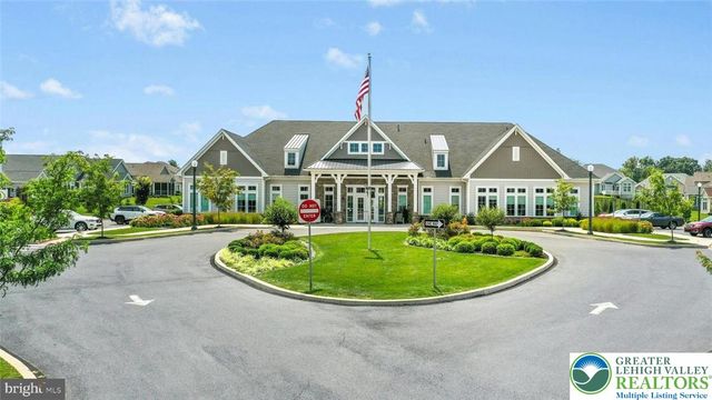 3991 Victors Way, Easton, PA 18045