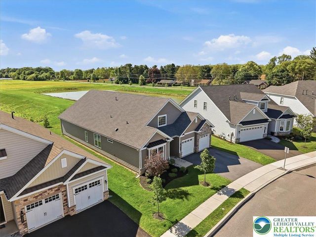 3991 Victors Way, Easton, PA 18045