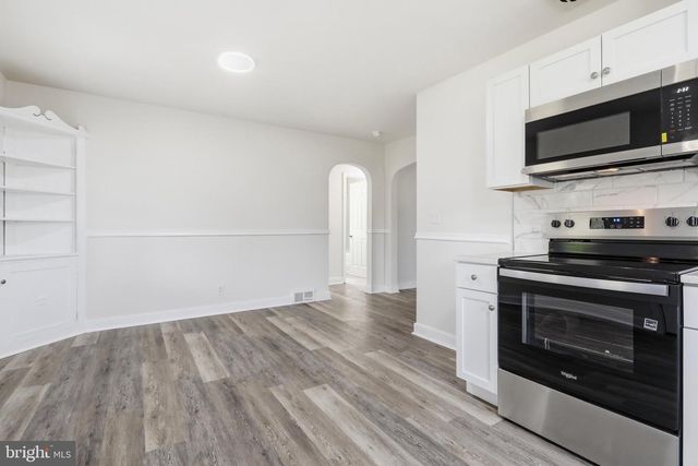 119 N DELAWARE AVE, Martinsburg, WV 25401