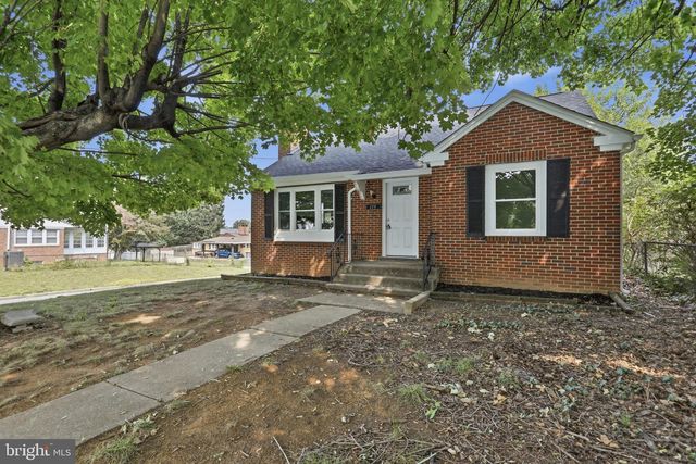 119 N DELAWARE AVE, Martinsburg, WV 25401