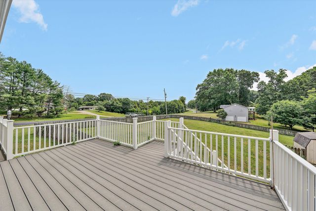1030 Windhurst DR, Hardy, VA 24101