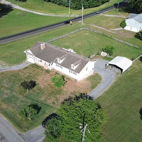 1030 Windhurst DR, Hardy, VA 24101