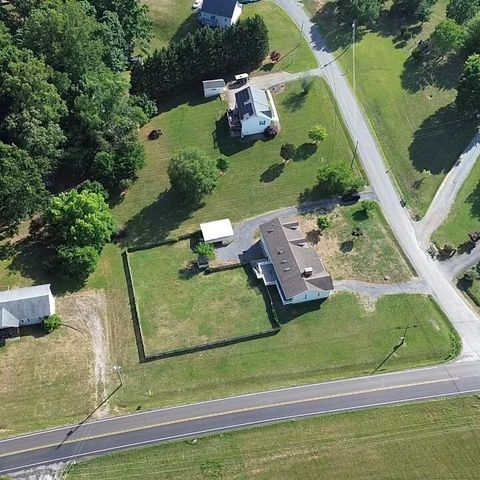 1030 Windhurst DR, Hardy, VA 24101