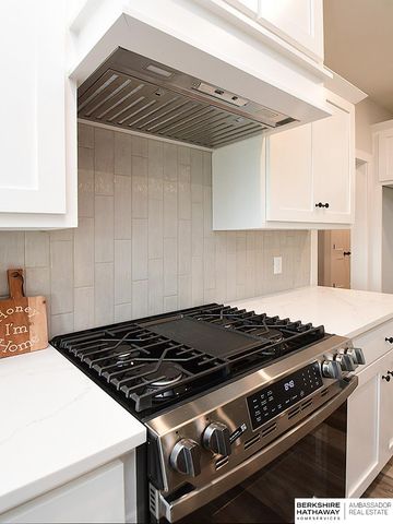 19969 Monroe Street, Omaha, NE 68135