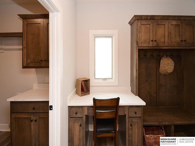 19969 Monroe Street, Omaha, NE 68135