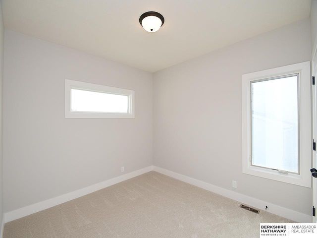 19969 Monroe Street, Omaha, NE 68135