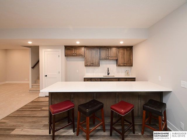 19969 Monroe Street, Omaha, NE 68135